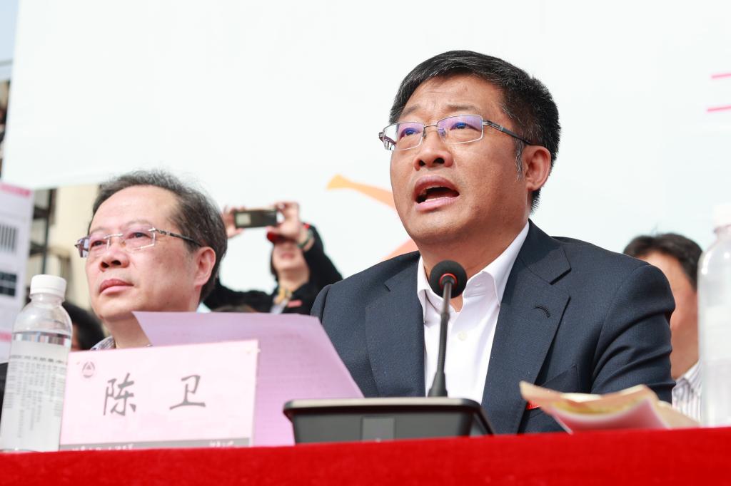 谈球吧体育超级联赛图片
