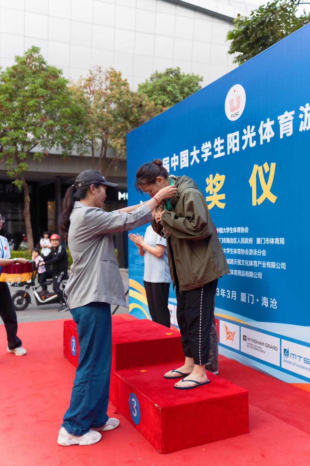 谈球吧体育备用网址