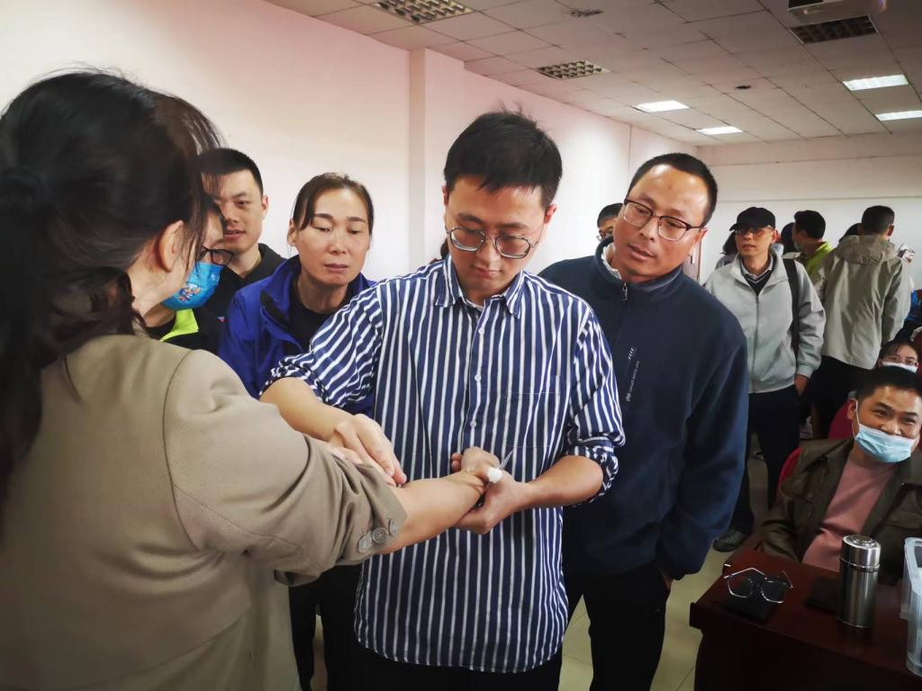 谈球吧体育NBA频道图片