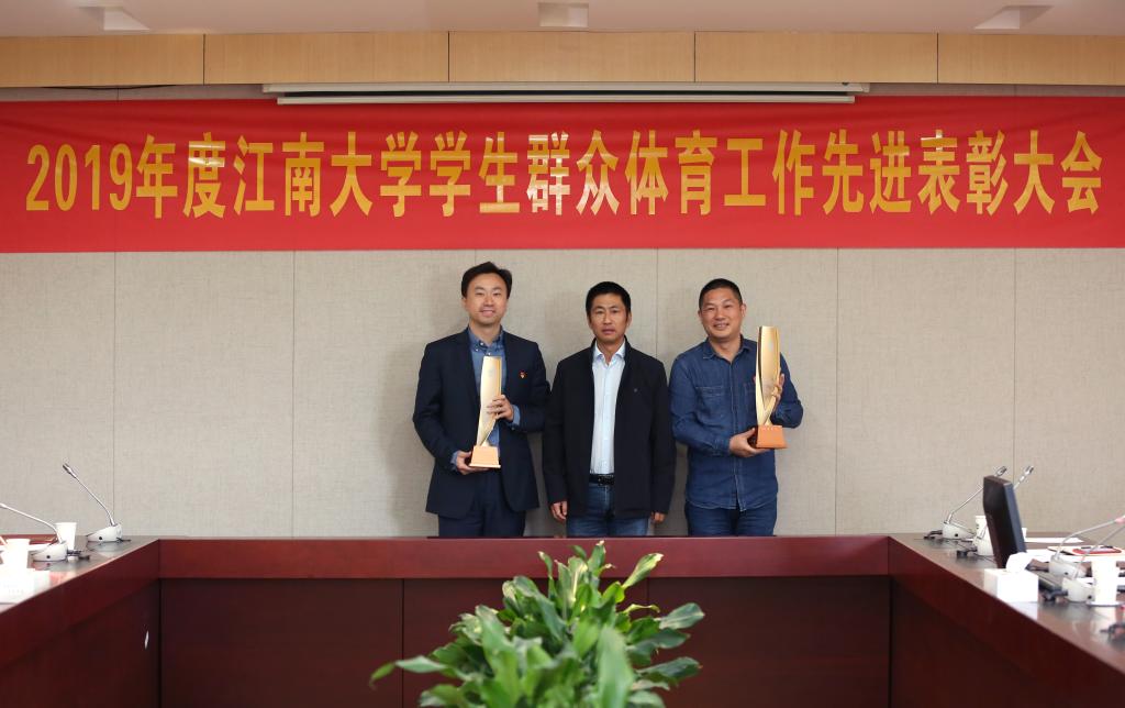 谈球吧体育官方线路