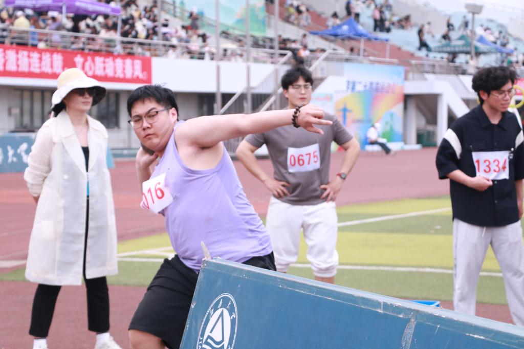 谈球吧体育稳定线路