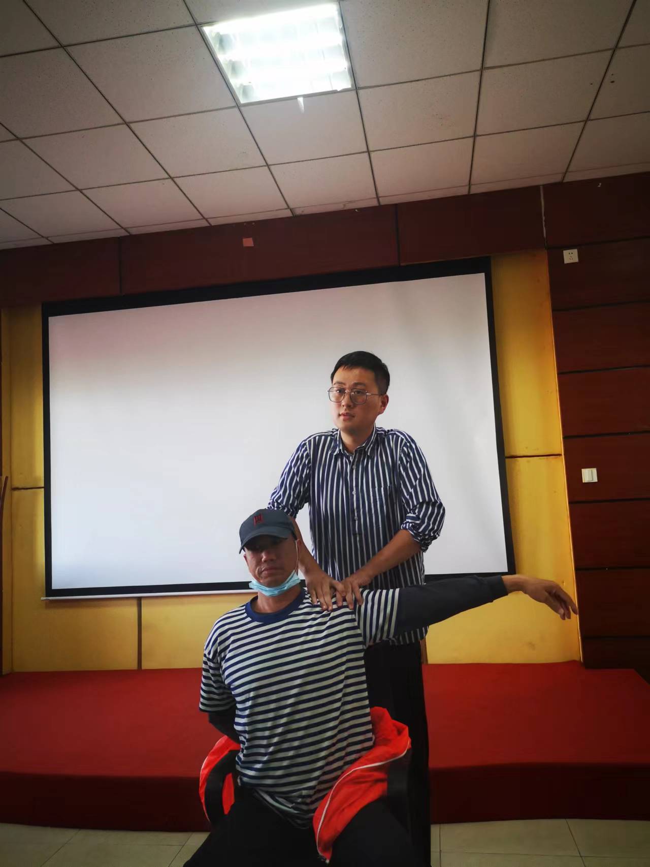 谈球吧体育客户端图片